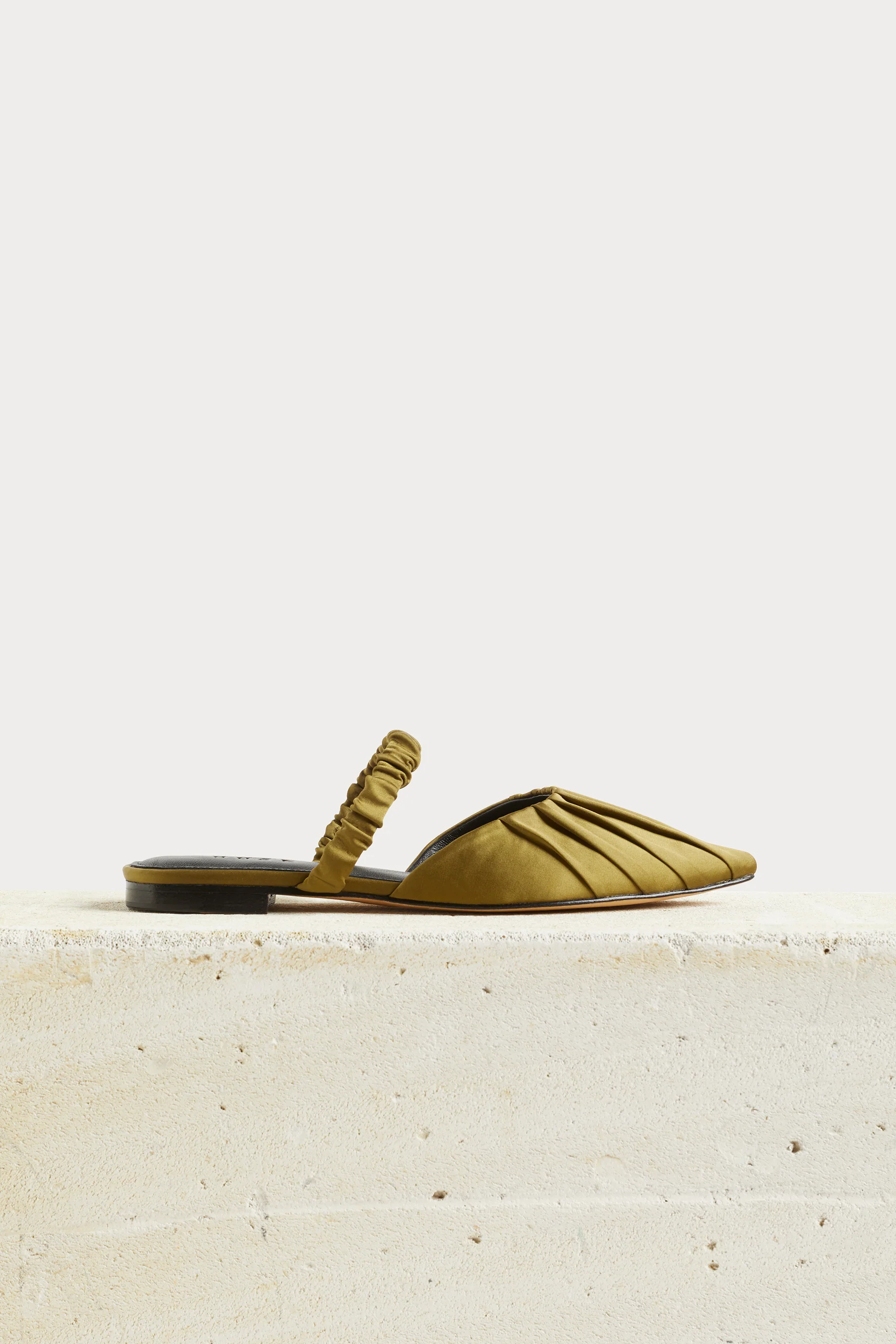 Husk Calla Slide - Olive - Image 3