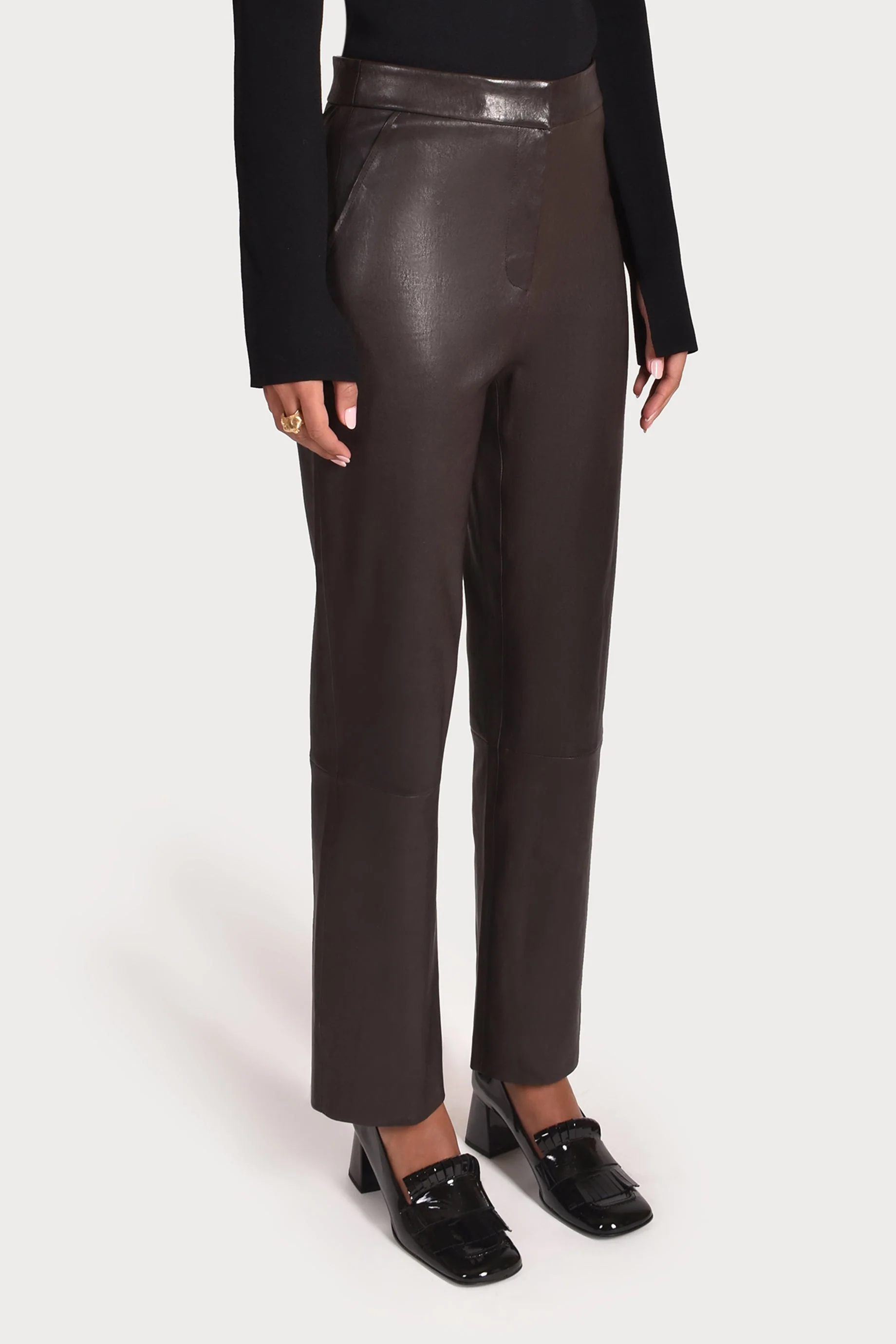 Husk Crop Leather - Image 3