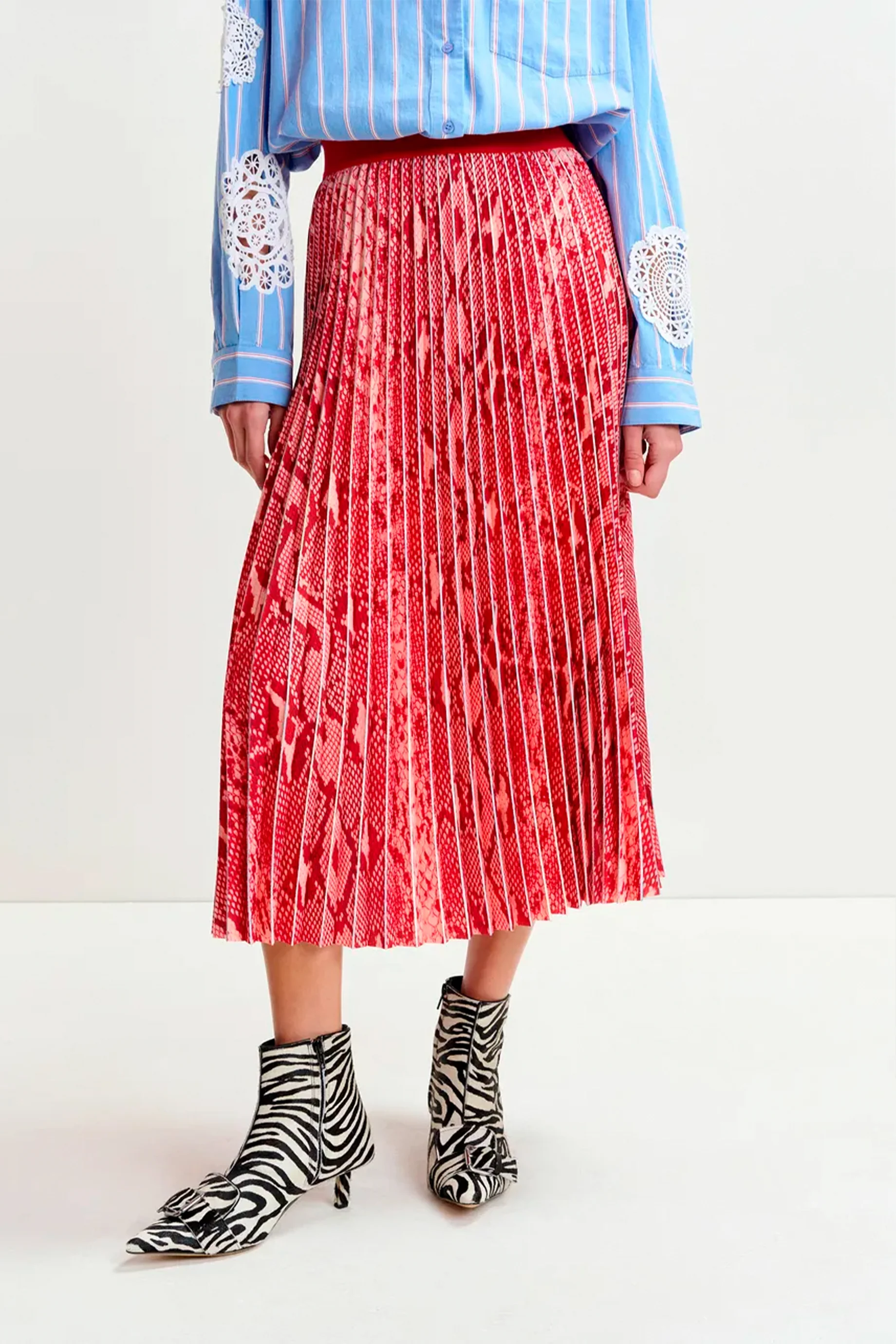 Essentiel Antwerp Indira Skirt - Image 4