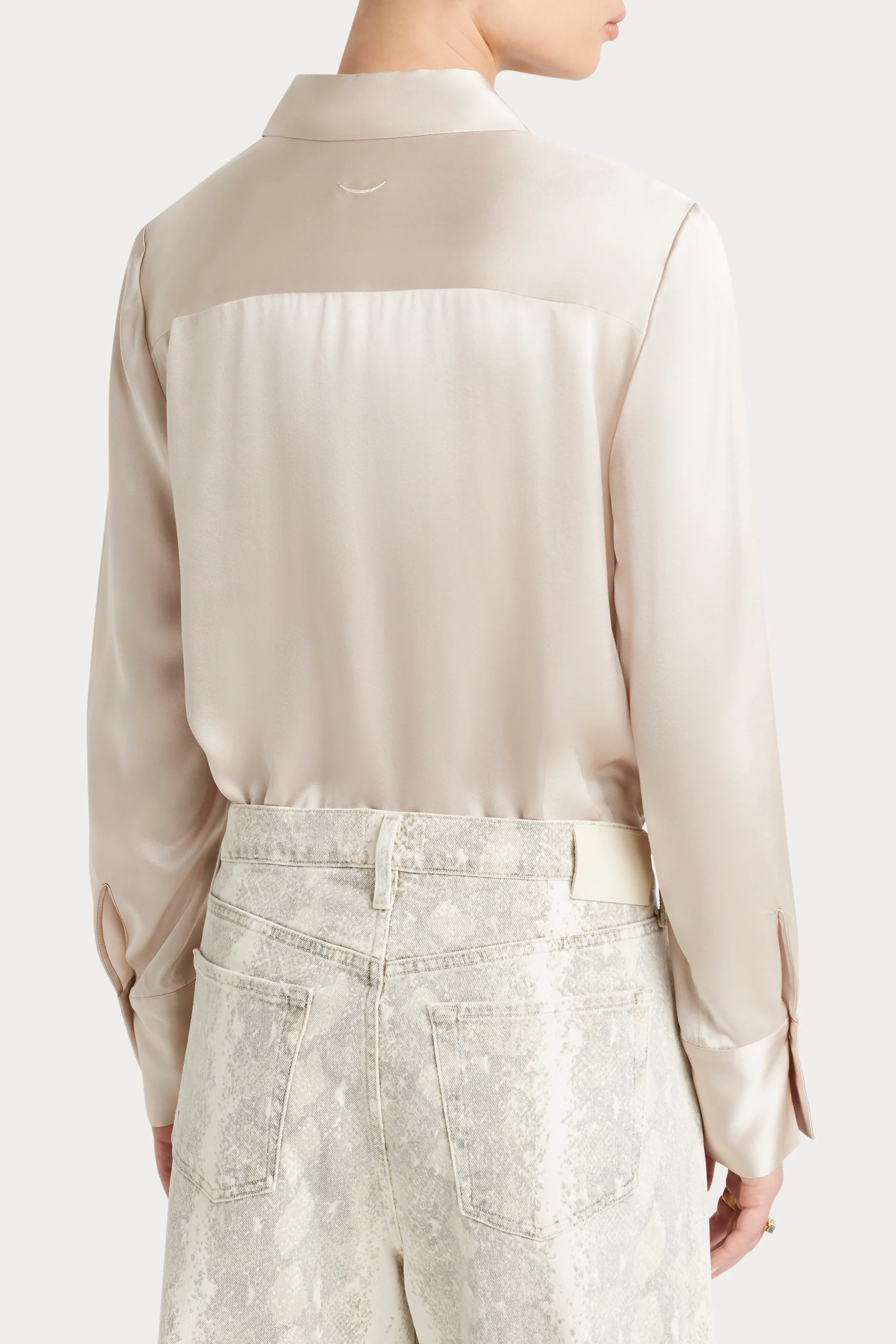 Husk Rihanna Shirt - Image 5